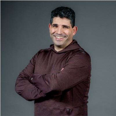 Yaniv E.