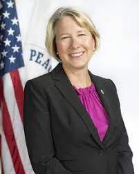 Carrie Hessler-Radelet